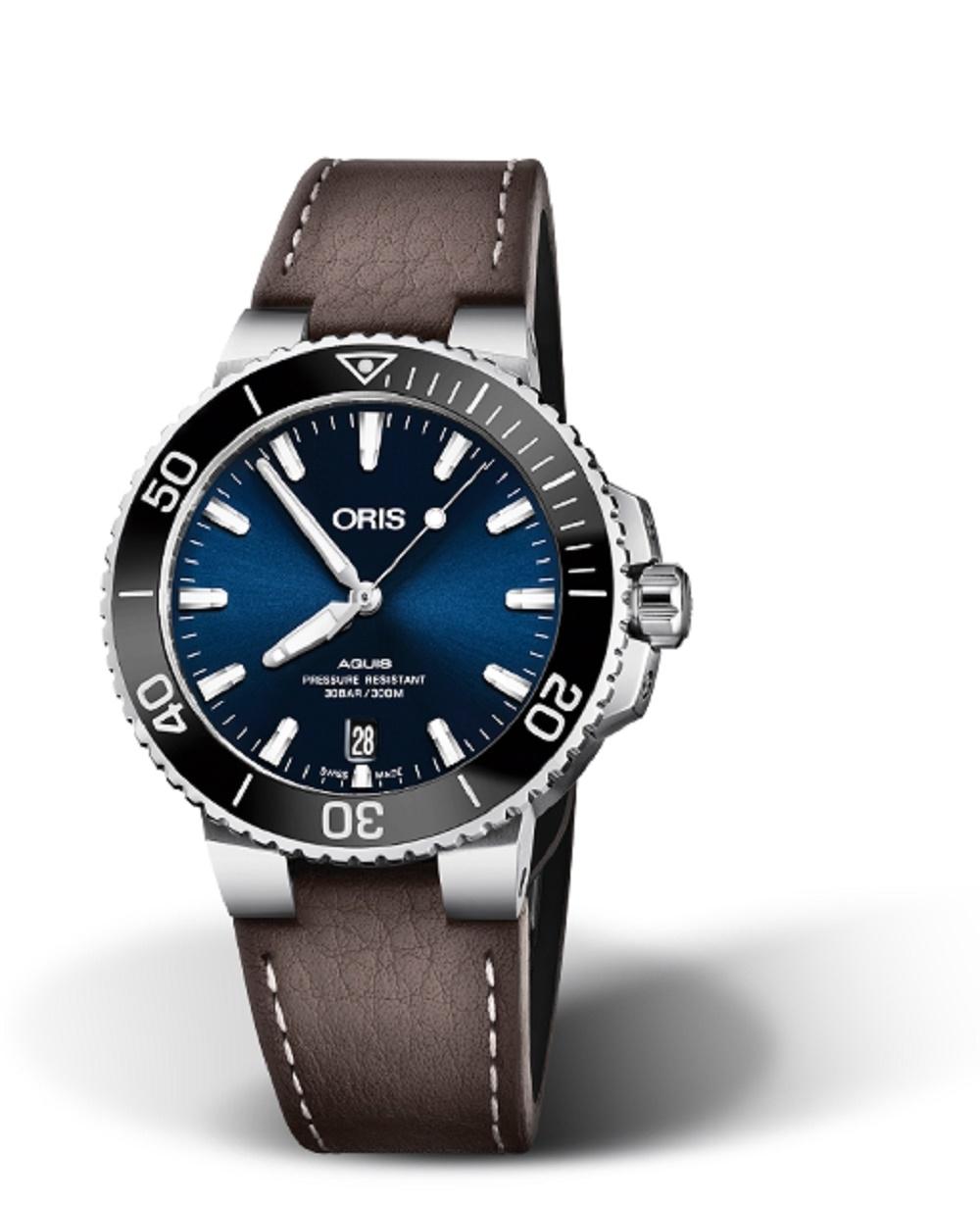 Oris Aquis Date