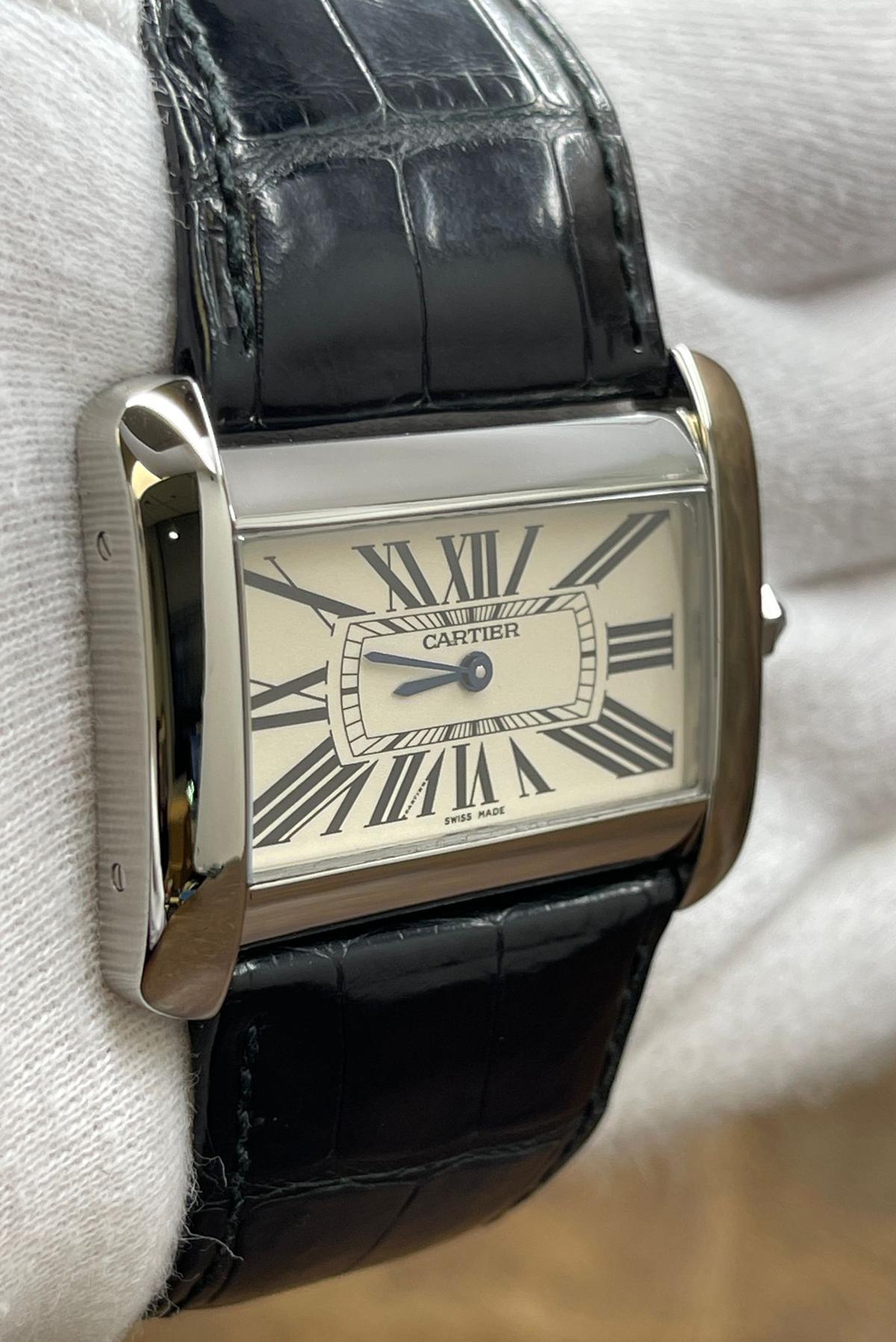 Cartier Tank Divan