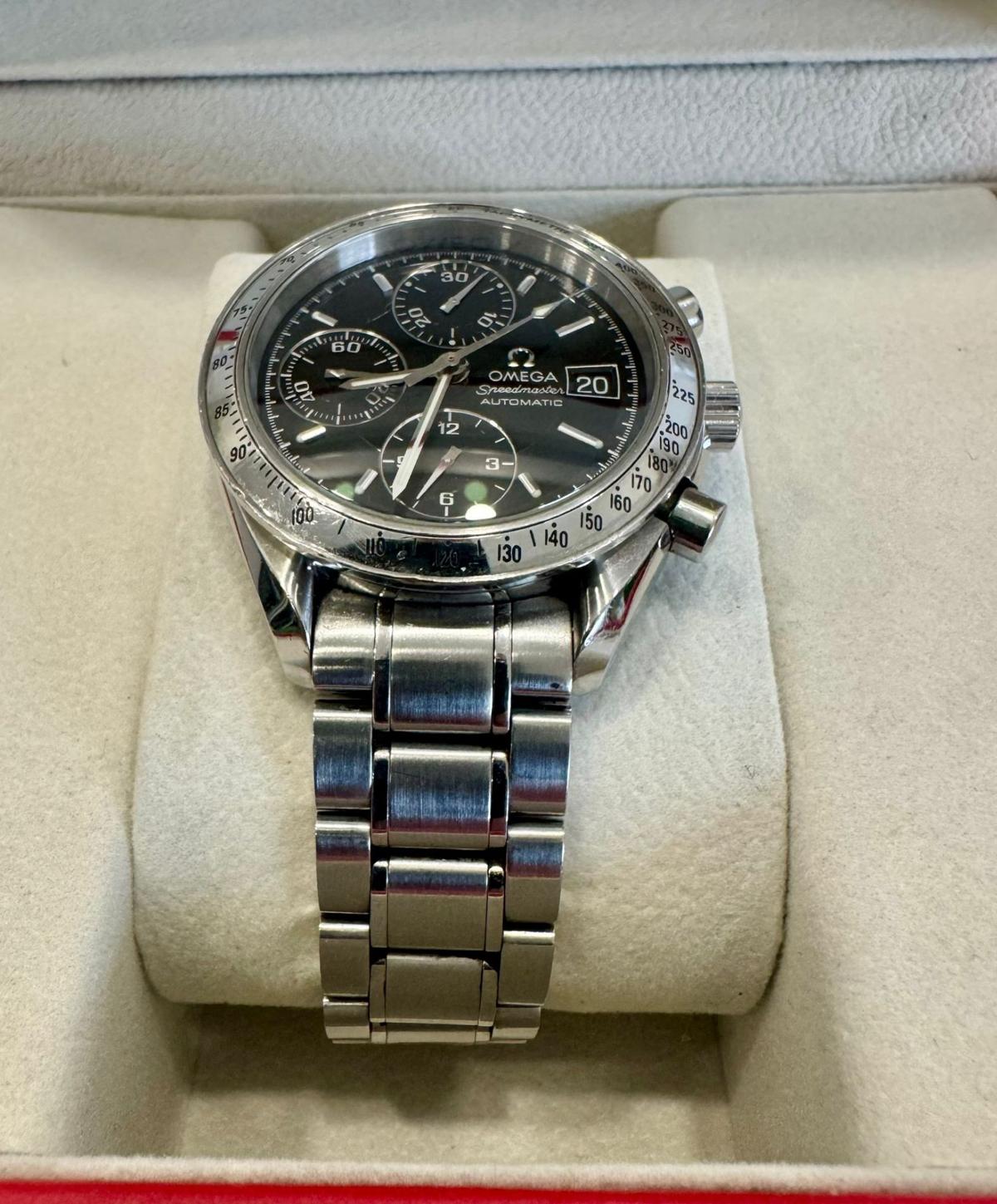 Omega Speedmaster Date