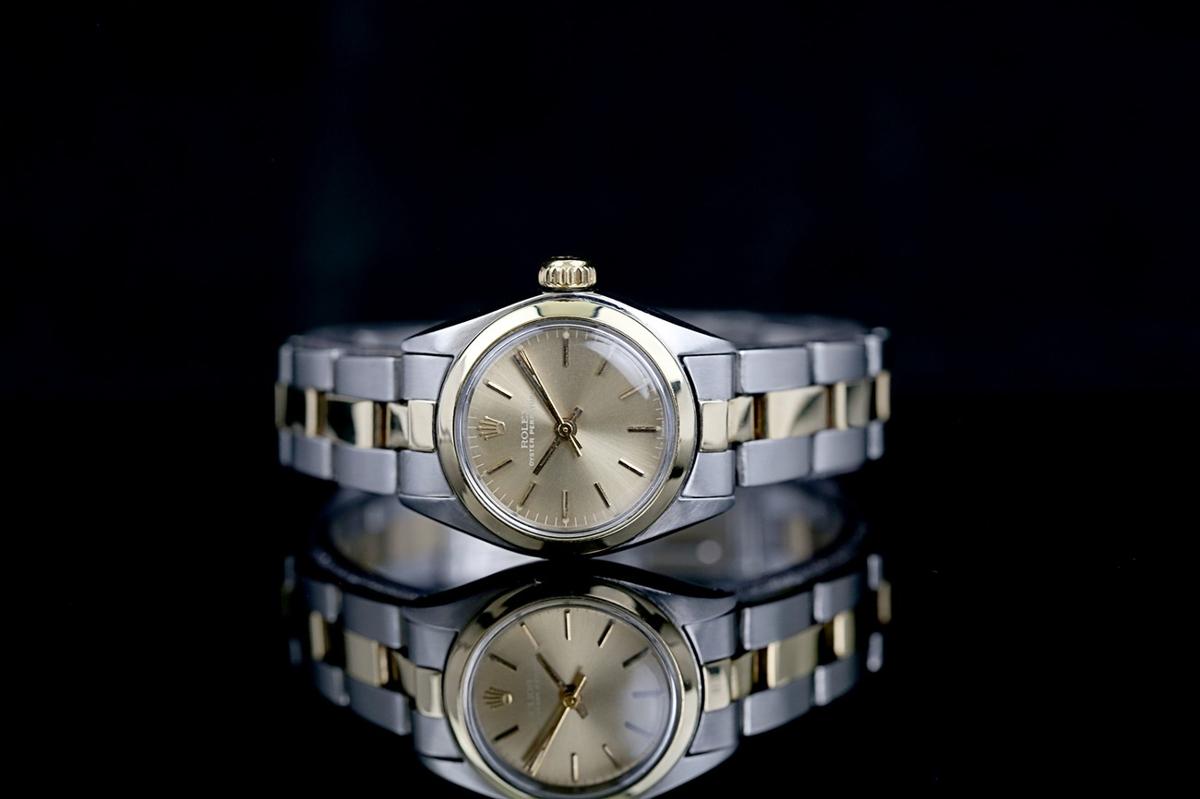 Rolex Oyster Perpetual 26