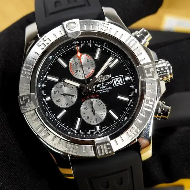 Breitling Super Avenger II