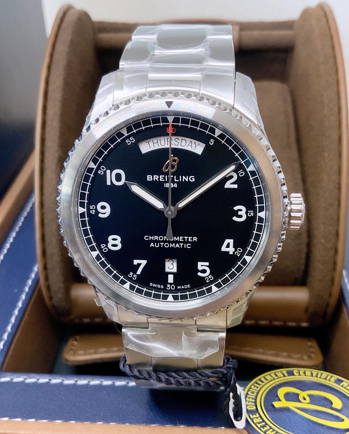 Breitling Navitimer 8