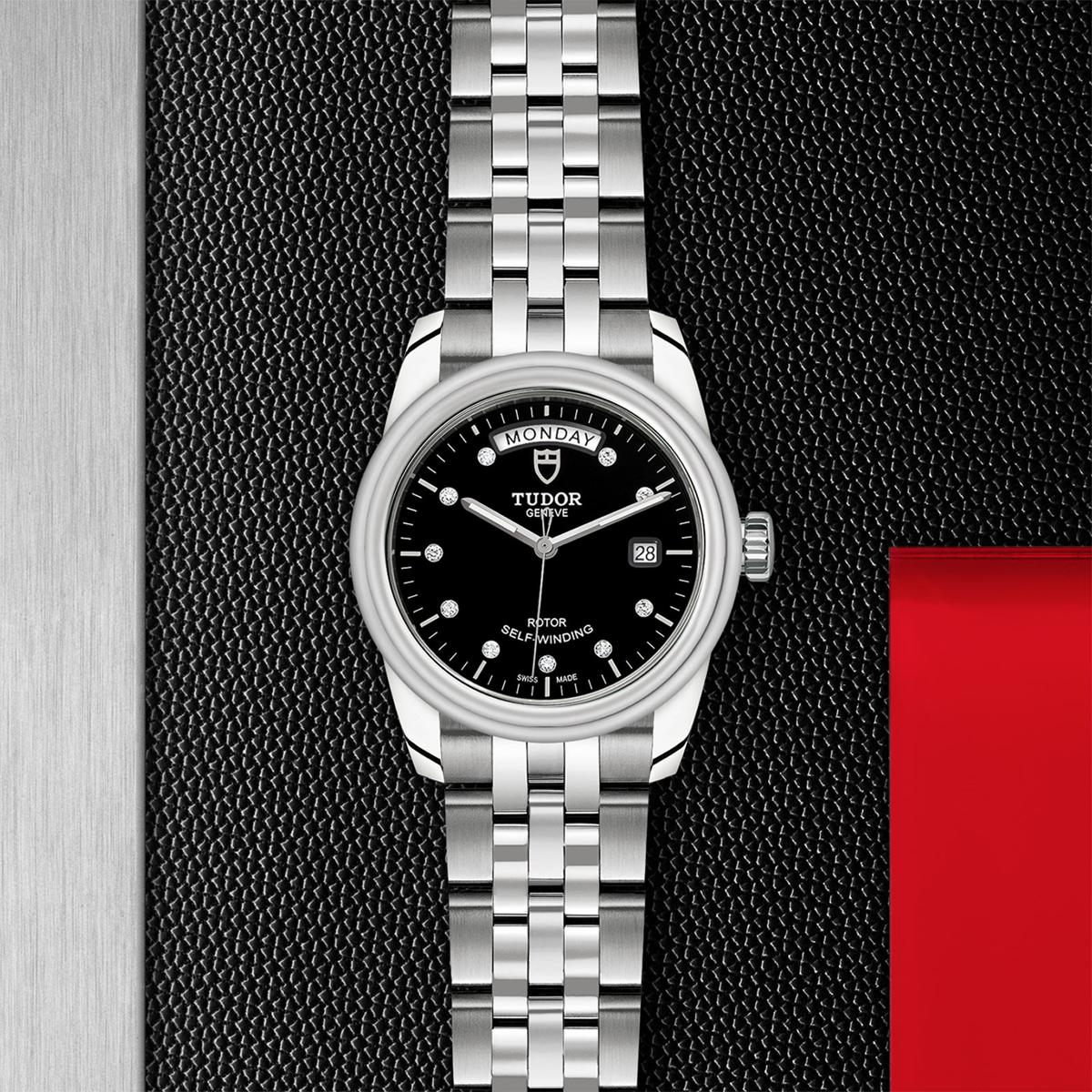 Tudor Glamour Date-Day
