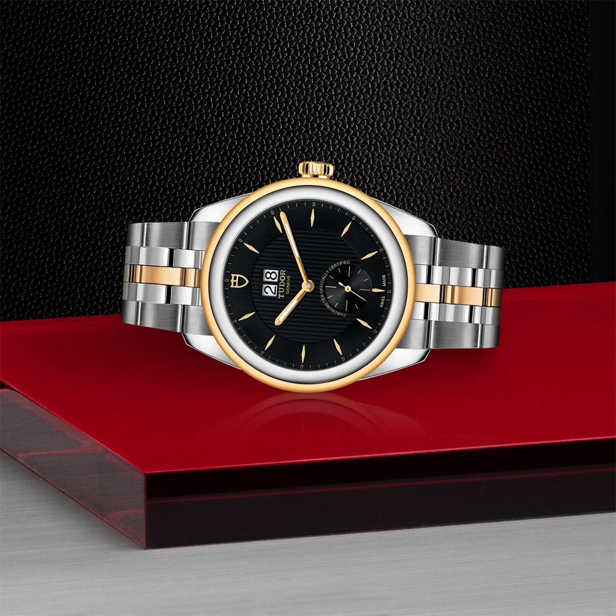 Tudor Glamour Double Date