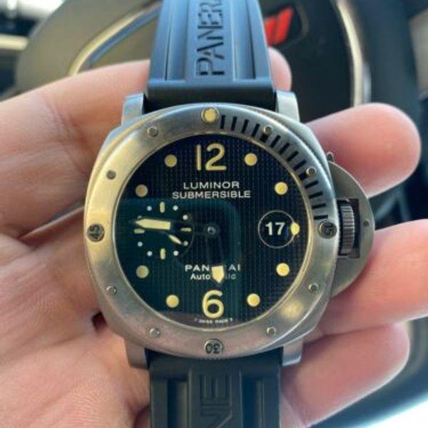 Panerai Luminor Submersible