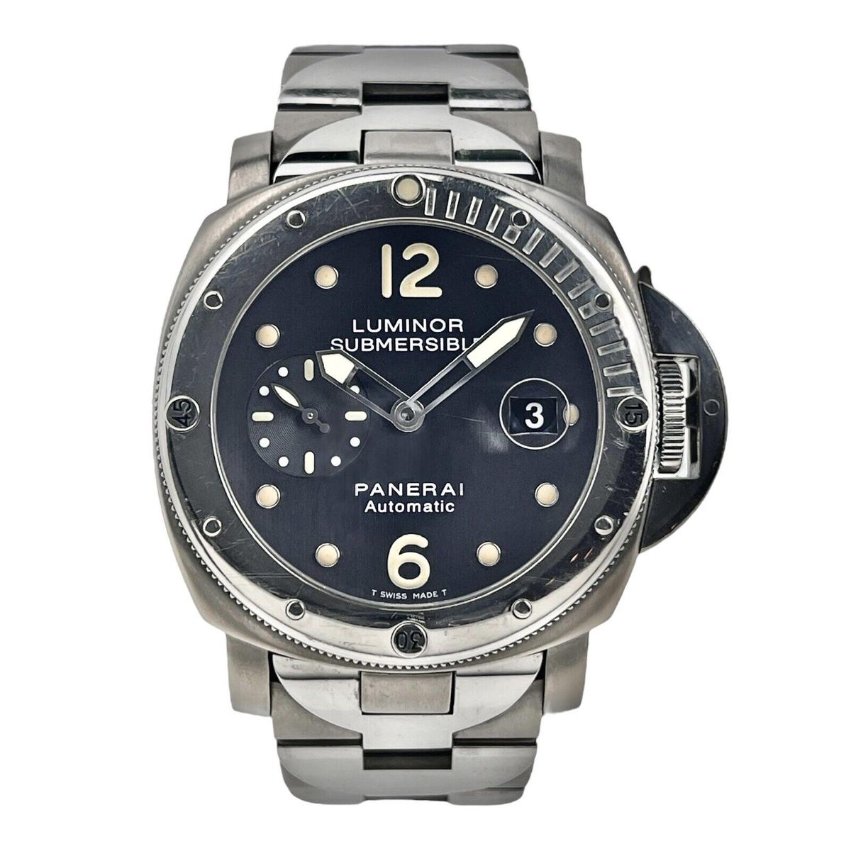 Panerai Luminor Submersible