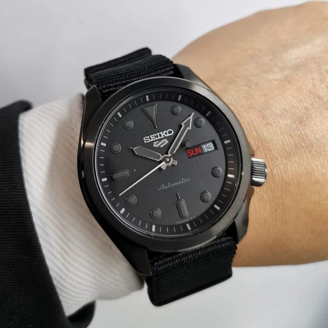 Seiko 5 Sports