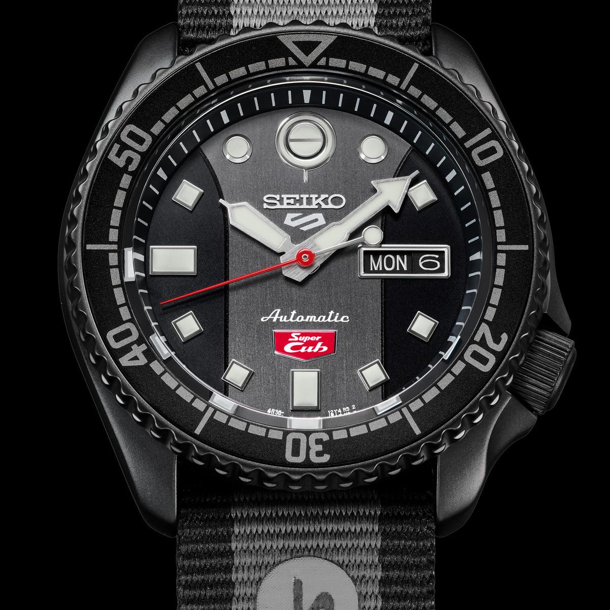 Seiko 5 Sports