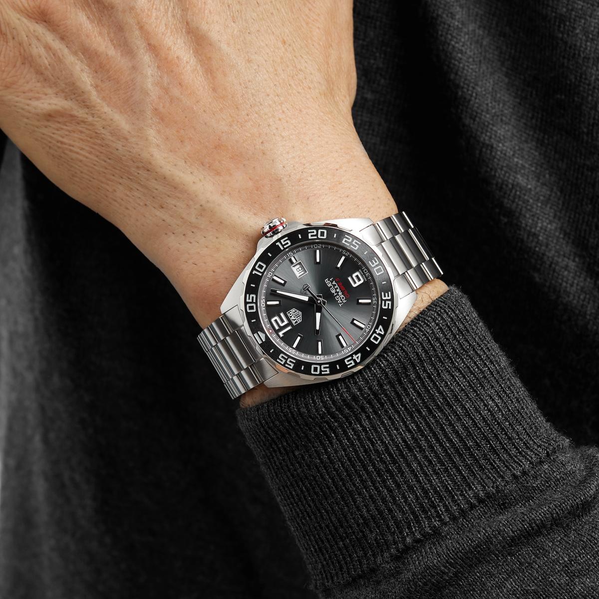TAG Heuer Formula 1 Calibre 5